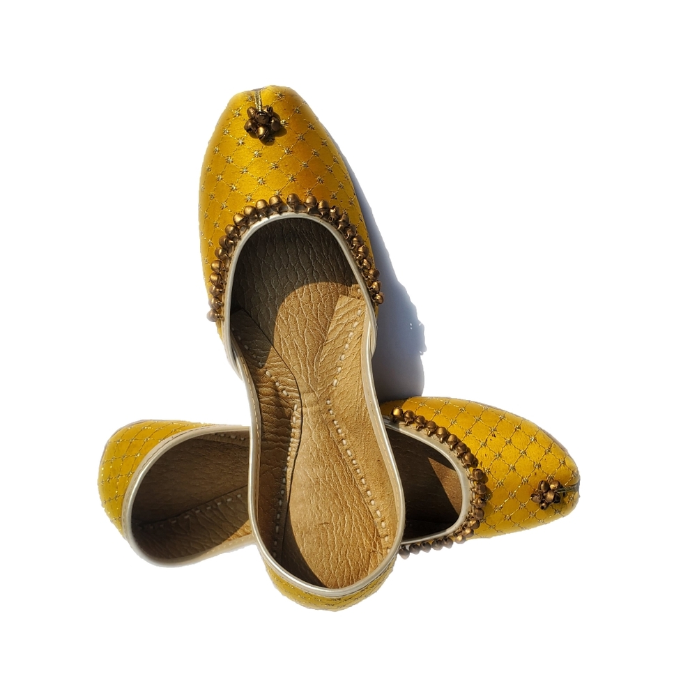 Yellow Khussa, Handmade, Punjabi Jutti